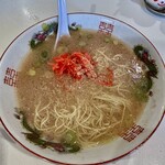 中洲屋台長浜ラーメン初代 健太 - 紅生姜と擂り胡麻で