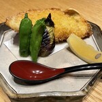 欽山 - 甲羅揚げ　蟹とクリームソース