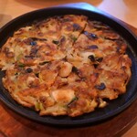大衆焼肉酒場 韓味 - 海鮮チヂミ　¥800