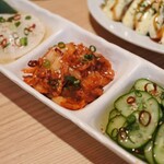 まつり屋 上野本店 - 漬物の盛り合わせ　¥715