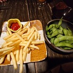 たま - 先付け(ポテトフライ・枝豆)