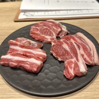 金山成吉思汗 - 
