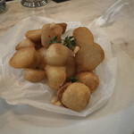 THETA　MU - アンチョビ入りの里芋　ビールに合う！