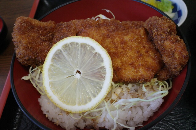 三條屋 - 三春（食堂）の写真