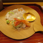 さ行 - 造り（カレイと赤海老）