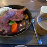 道と川の駅 花ロードえにわ - 