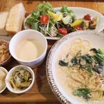 G831 Natural Kitchen & Cafe - 