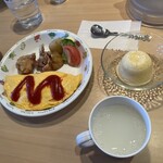 大戸屋 - お子様オムライスプレート全景