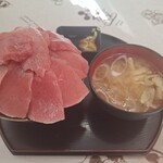 ヤマタくん - ネギの味噌汁は甘くて旨い