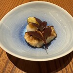 鮨 銀座 おのでら - 焼き　付け合わせの柑橘が少し萎びてて残念