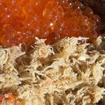 光る海 - 店主特製カニ飯&イクラ丼