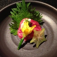 和牛懐石 但馬屋 梅田 - 塩ユッケ！