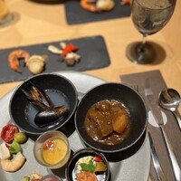ブッフェアンドカフェ スロープサイドダイナー ザクロ - 