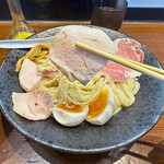 らぁめん 信 - 特製シーズニングソルトで味付けされた「錦爽どり」