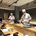 鮨 奏 - 忙しいわね