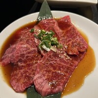 老舗精肉店直送 千種焼肉 飛騨牛の奴隷 千種店 - 