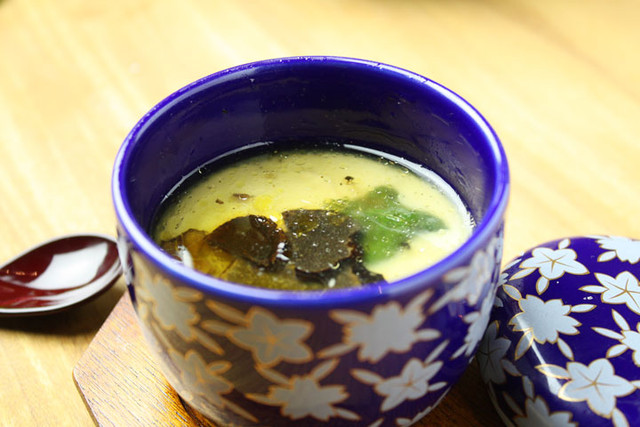 焼とりの八兵卫 - トリュフの茶碗蒸し