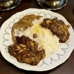 トマト - 和牛ビーフジャワカレー チーズ入り・ビーフタンカレー チーズ入り・仔牛のミルクカレー