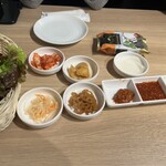 マンジョッオヒャンジョッパル&ソベッチャカンジャンケジャン - 