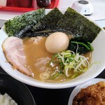 重右衛門 - 味玉らーめん豚骨味噌