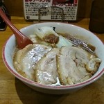 ラーメン きら星 - とんこつらーめん   
      トッピング チャーシュー。