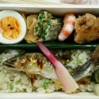 俵屋旅館 - 鮎弁当