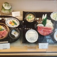 すき焼きと牛まぶし ももしき - 