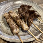 ショクシャ - 串焼き　もも　砂肝