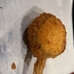 串かつ あーぼん - ズッキーニ、魚、ホワイトソース