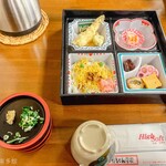 中野うどん学校 - お寿司や天麩羅付いてきます