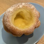 Ｂｒｅａｄ Ｃｒａｆｔ　オオウラ - カスタードクリームデニッシュ 190円