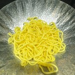 焼肉としゃぶしゃぶ 焼きしゃぶjp - 締めの麺。半分にしてもらいました。