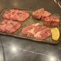 焼肉 拍手喝采 - 