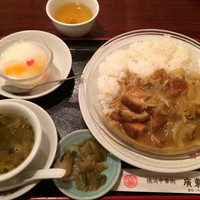 廣東飯店 - これが、火曜日限定日替まかないランチ(700円)杏仁豆腐が本当に「豆腐」で美味しいですw