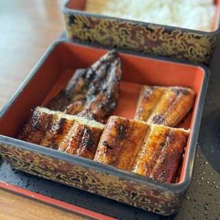 うなぎ専門店 尾方屋_0