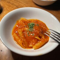 カルネジーオ イースト - 
