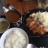 肉食堂 最後にカツ。