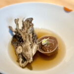 レスピラシオン - ❸舞茸（3種類の料理）
      ・舞茸と舞茸ラビオリ〜パンの切れ端を使用した自家製味噌にマリネした舞茸と七面鳥を詰めたラビオリに人参のピューレを添えで