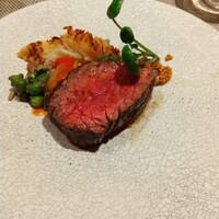 四ツ橋・新町 牡蠣と肉たらしビストロAKIRA - マダガスカル産マスタード　プチプチ　付け合わせのじゃがいも美味しい