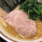 横浜家系ラーメン 三郷家 - チャーシュー。