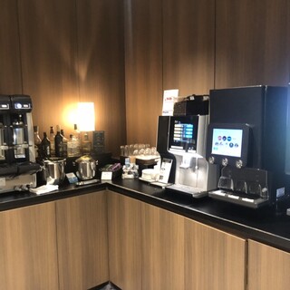 ティアット ラウンジ_0