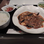 ランチの激辛麻婆豆腐定食