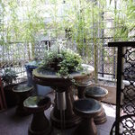 神田 雲林 - 入口の前