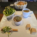 アーバン・オアシス・タナカ - 