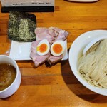 極汁美麺 umami - わっほい