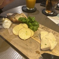 COLONIAL BEACH 横浜ハンマーヘッド - 