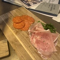 COLONIAL BEACH 横浜ハンマーヘッド - 