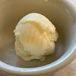 マダム・トキ - 絶品の特製バター