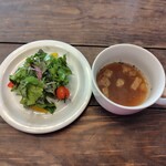 CAFE HUSET - サラダとスープ