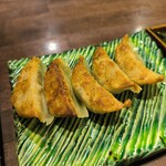 焼鳥と餃子とおでん ブラック - 